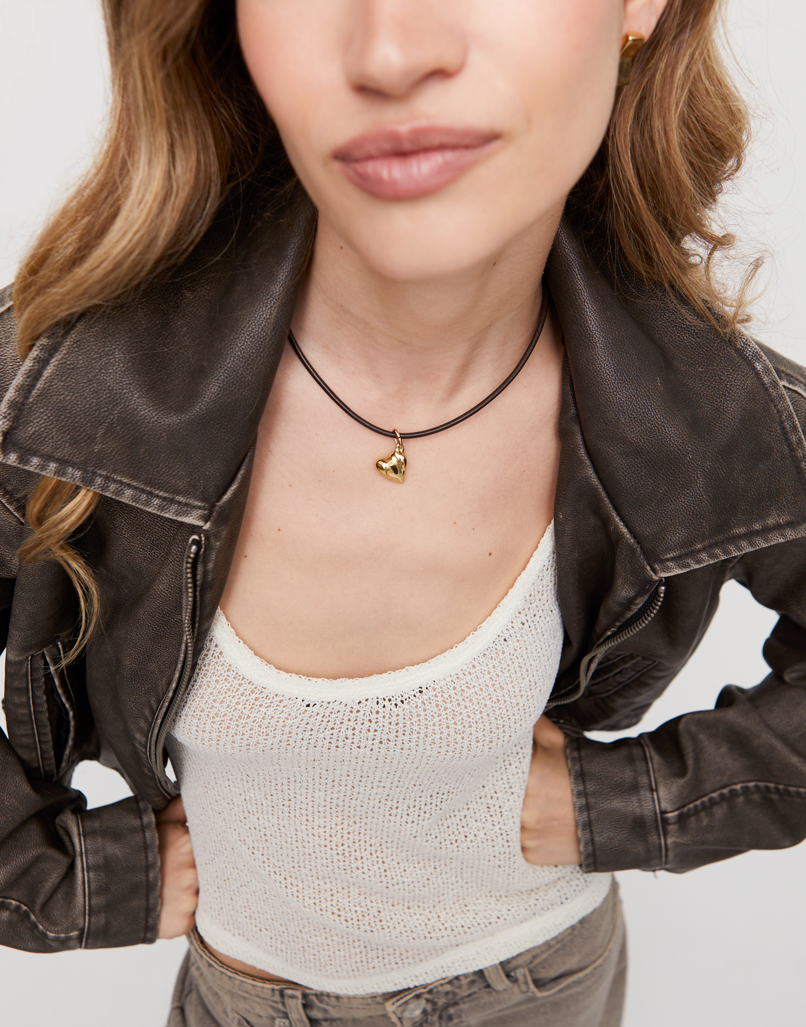 Short leather charm necklace, Golden, large thumbnail